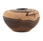 Jody Naranjo (b. 1969) - Santa Clara Miniature Sgraffito Jar with Lizard Design c. 1994, 1" x 2"