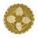 Tohono O'odham Plaque with Gap Stitch Design c. 1960s, 7.25" diameter