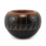 Kevin Naranjo (b. 1972) - Santa Clara Miniature Black and Sienna Sgraffito Jar with Feather Design c. 1990s, 1.375" x 2"