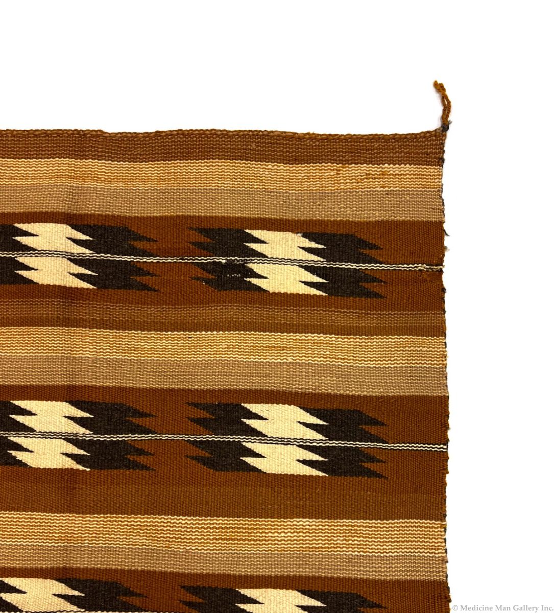 Navajo Chinle Rug c. 1960s, 24.5" x 41.5" (T6515)