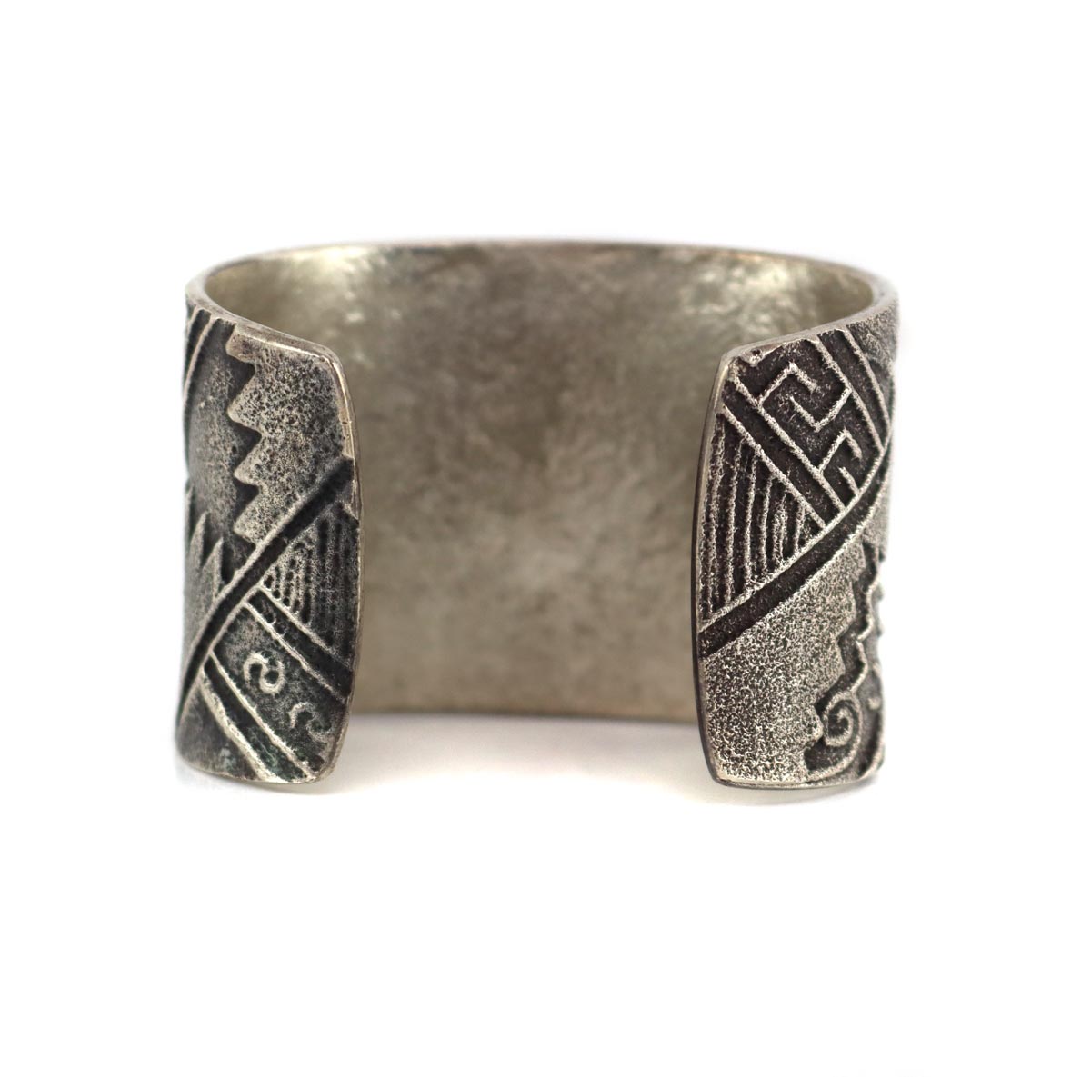 Hopi Sterling Silver Overlay Bracelet with Feather Design c. 1990-2000s, size 6 (J16064-006)