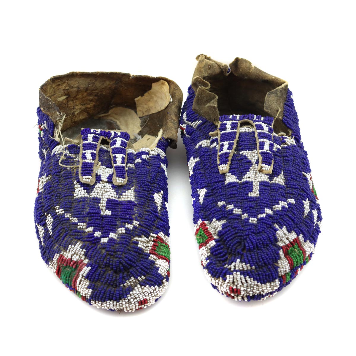 Sioux Beaded Leather Moccasins c. 1890-1900s, 3.5" x 9.5" x 4" (DW91963-0122-001) 1