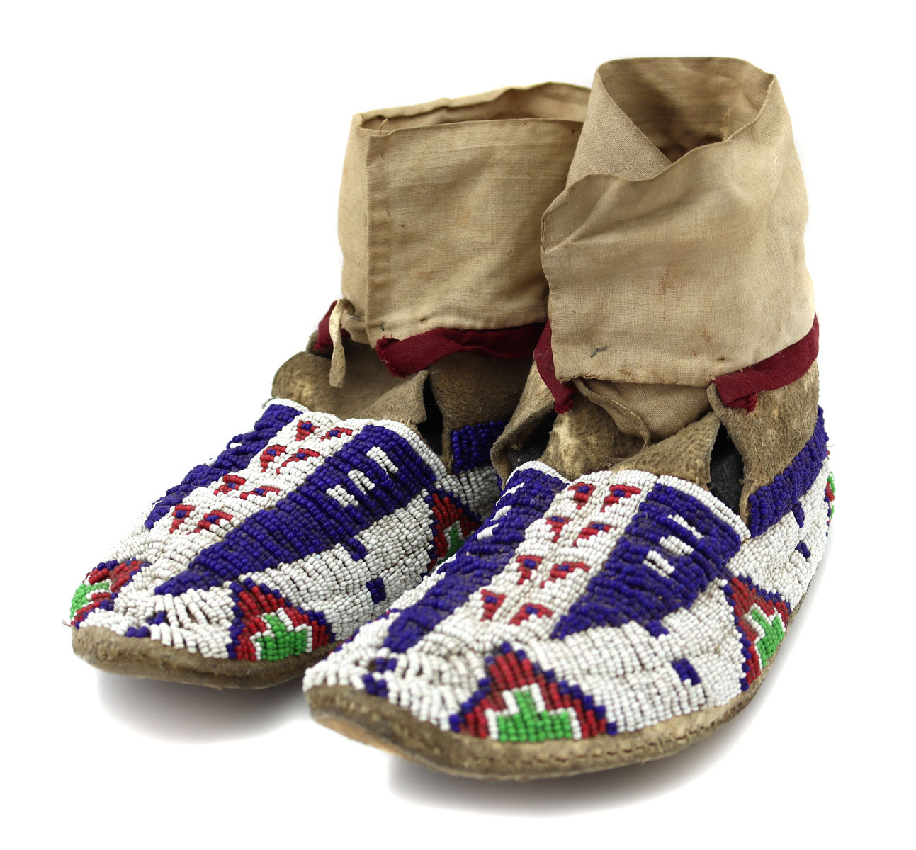 Sioux Beaded Leather Moccasins c. 1890s, 2.75" x 8.5" x 3.25" (DW91963-1021-019)