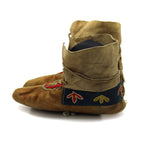 Athabaskan Leather, Trade Cloth, and Beaded Moccasins c. 1890-1900s, 6.75" x 9.5" (DW92323A-0421-001) 4
