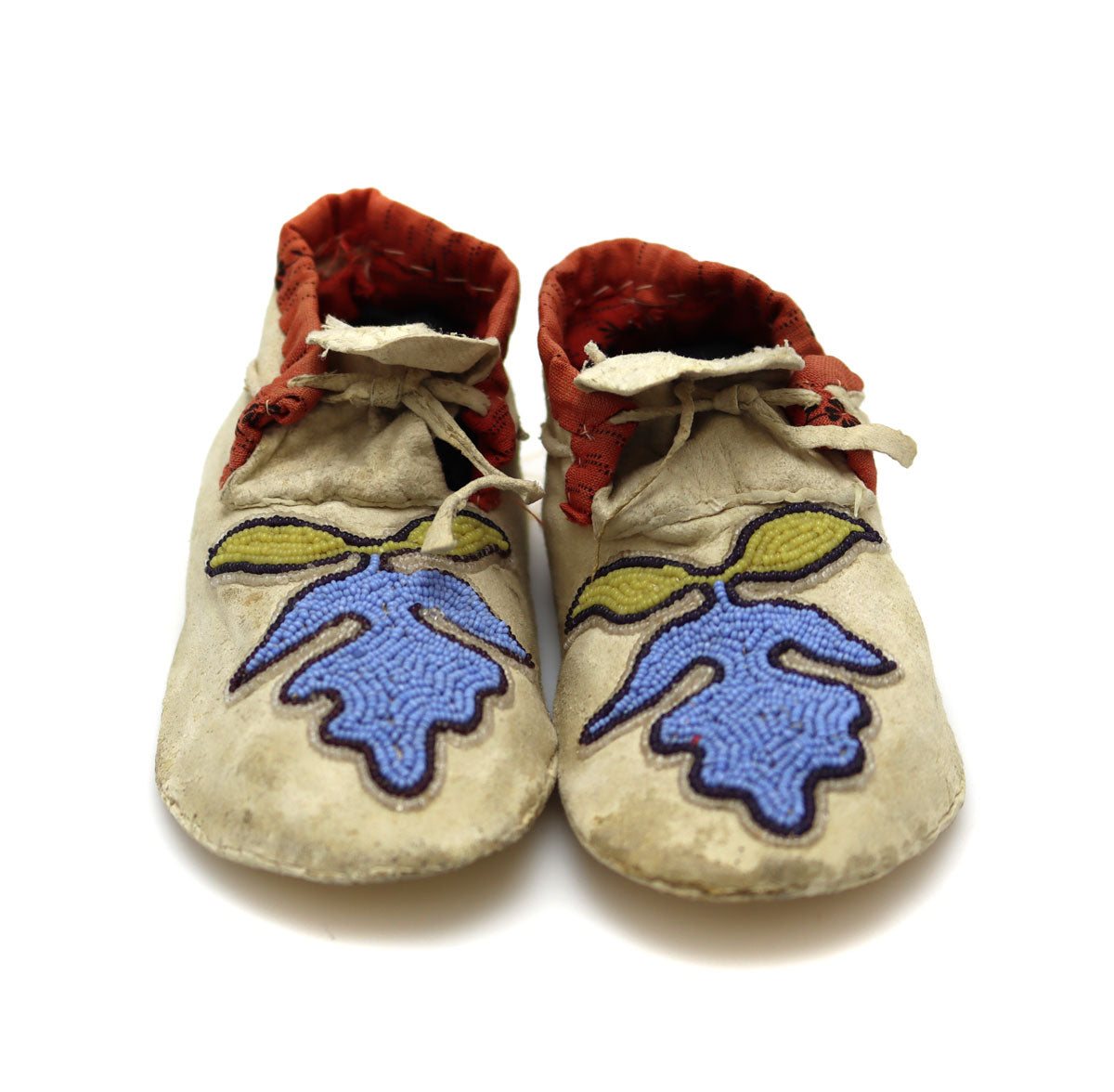 Woodlands (Sac and Fox) Leather Beaded Moccasins with Floral Design c. 1900s, 2" x 5.25" x 2.25" (DW92323A-0421-015) 1
