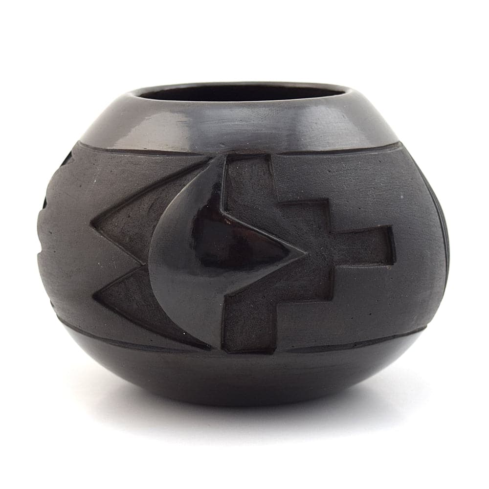 Dominique Naranjo - Santa Clara Black Carved Jar c. 1970, 3.5" x 4.5"