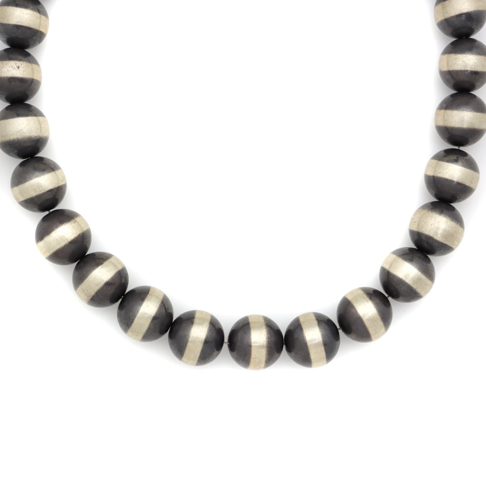 Contemporary Two-Toned Silver Beaded Necklace, 18" length (J12685)
