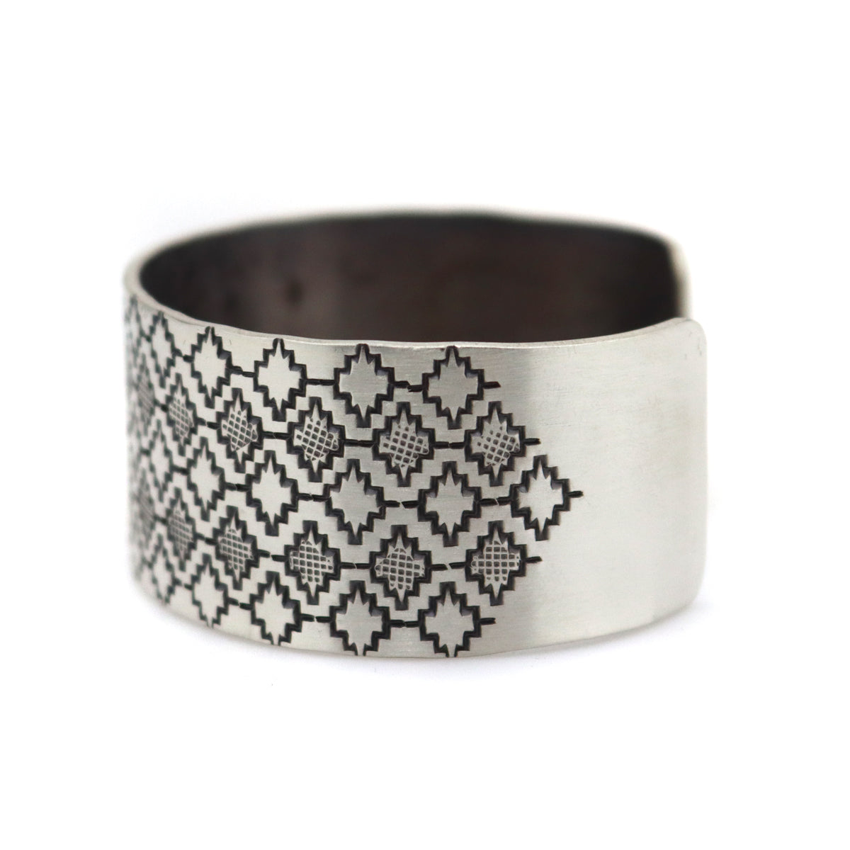 Roland Begay - Navajo Contemporary Sterling Silver Bracelet with Stamped Design, size 6.75 (J13539) 1
