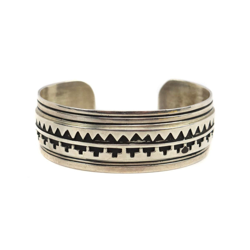 Jonathan Nez (b. 1965) - Navajo Sterling Silver Bracelet with Stamped Design c. 1990s, size 6.5 (J15624-CO-009)