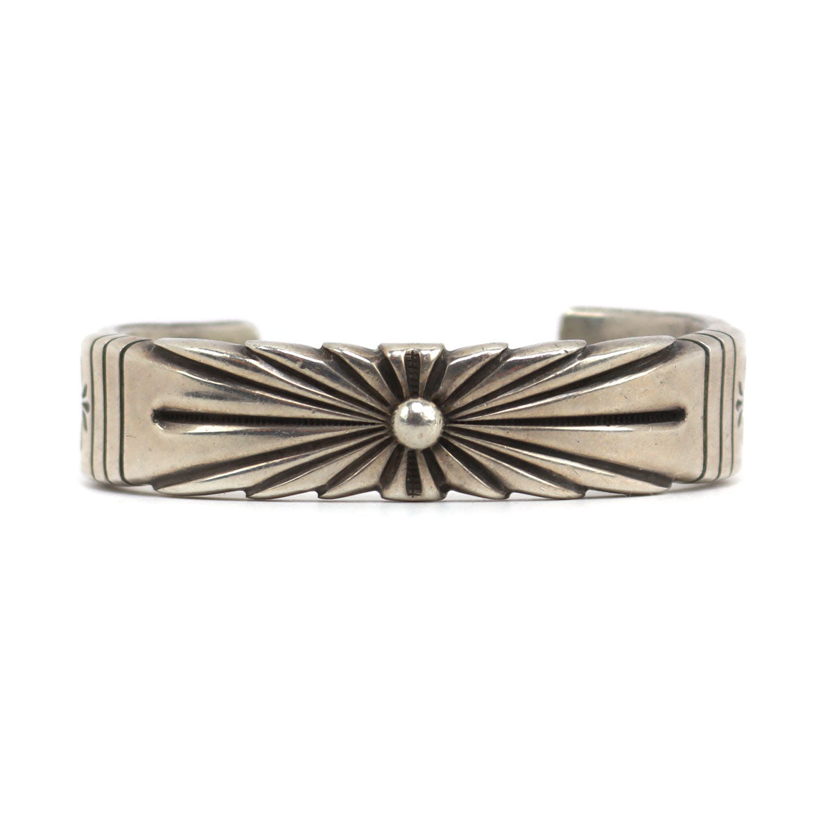 Wilson Jim - Navajo - Sterling Silver Bracelet c. 1990s, size 6.75 (J90378B-0523-002)